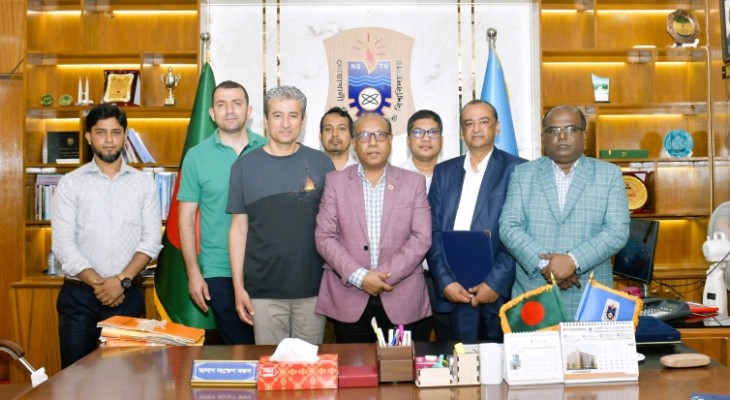 তুরস্কের তিন শিক্ষককে নোবিপ্রবি উপাচার্যের সনদ ও স্মারক প্রদান
